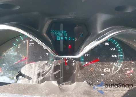 2017 Chevrolet Traverse Premier z USA, uszkodzony, nr VIN 1GNKRJKD7HJ273177